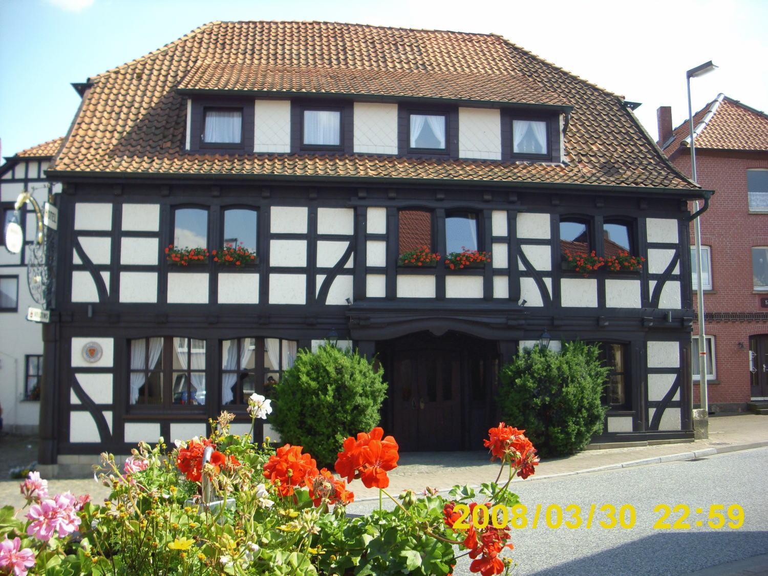 Schoekel'S Hotel Und Restaurant Elze Exterior photo